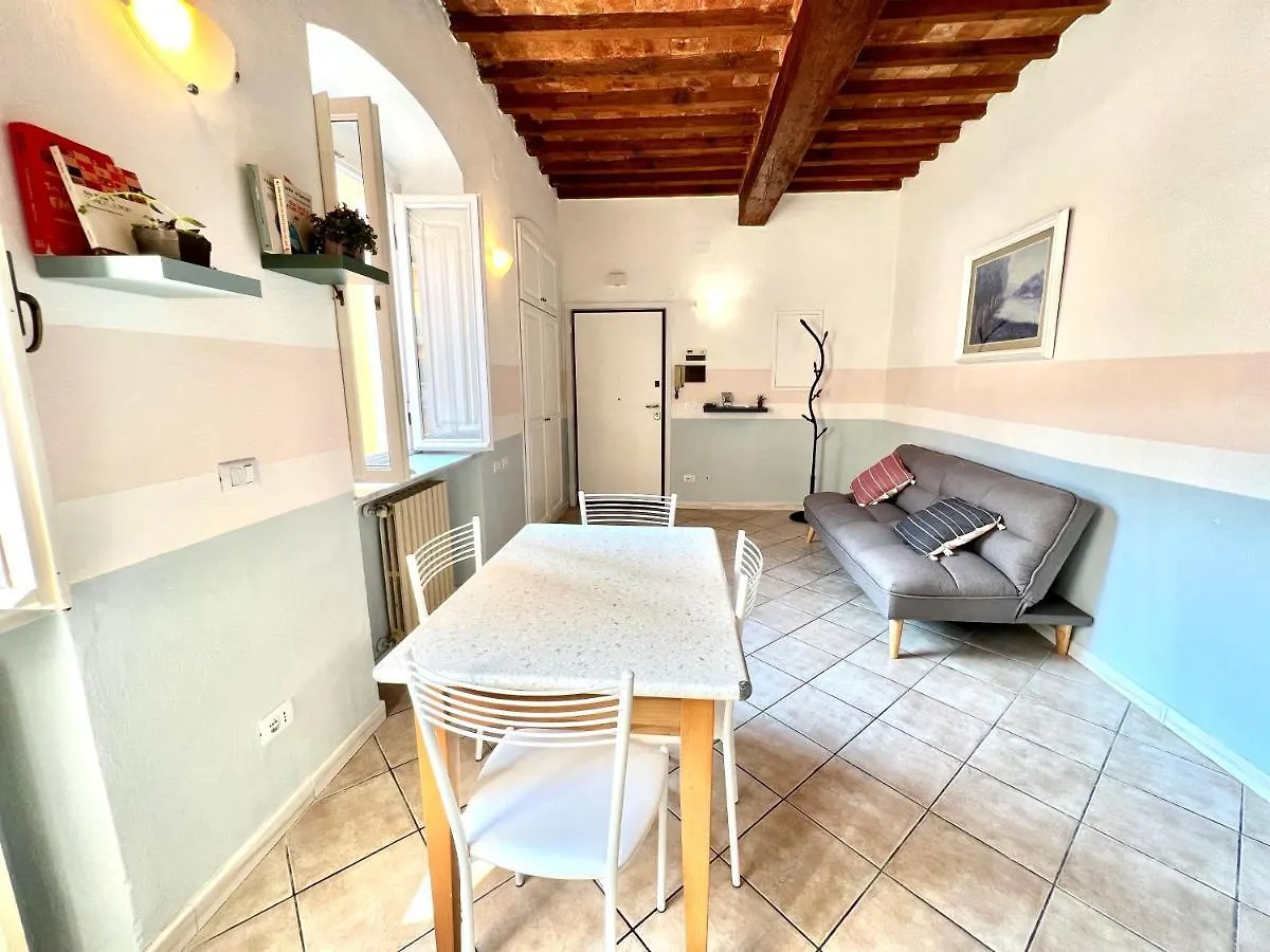 Livorno Tra Mare E Citta Apartment 0*,